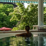 Brenners Park & Spa, Oetker 호텔